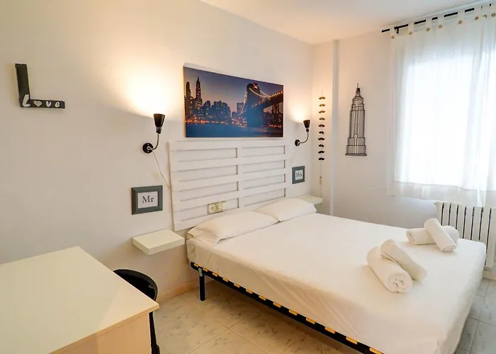 Lucy By Hello Homes *