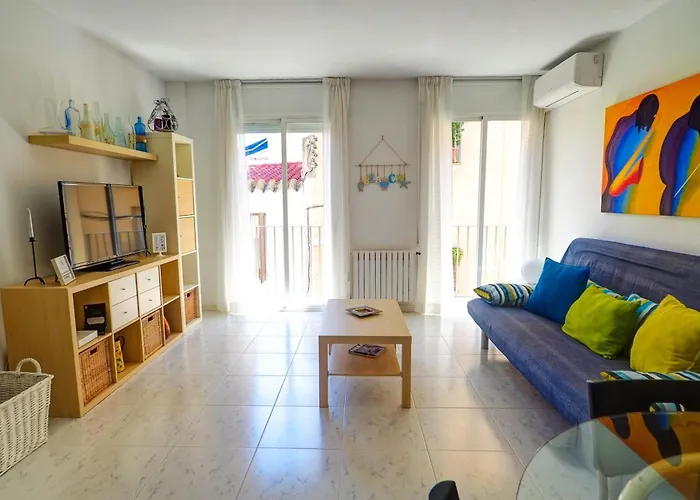 Lucy By Hello Homes *